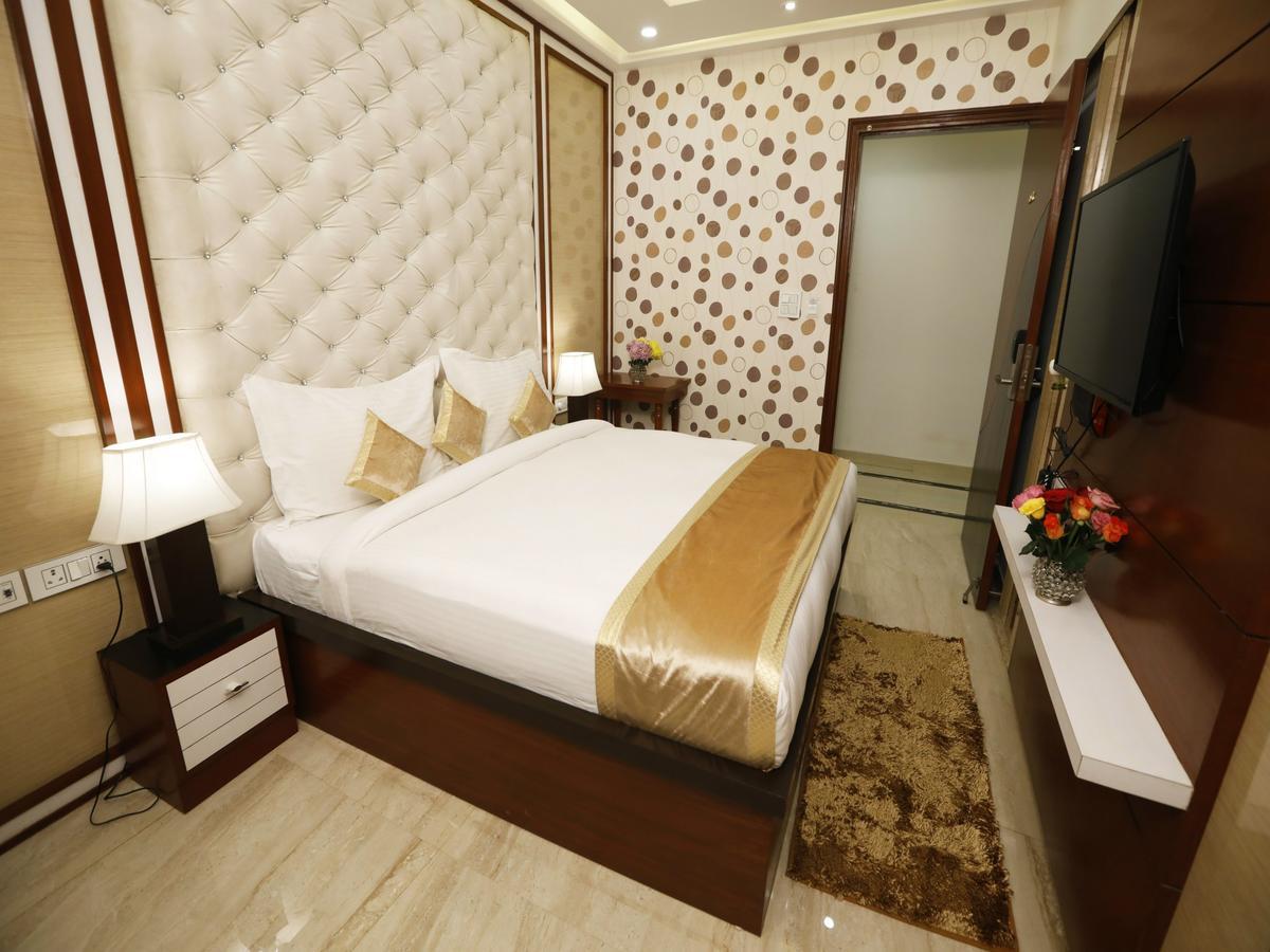 Hotel Mgm Residency Дели Экстерьер фото