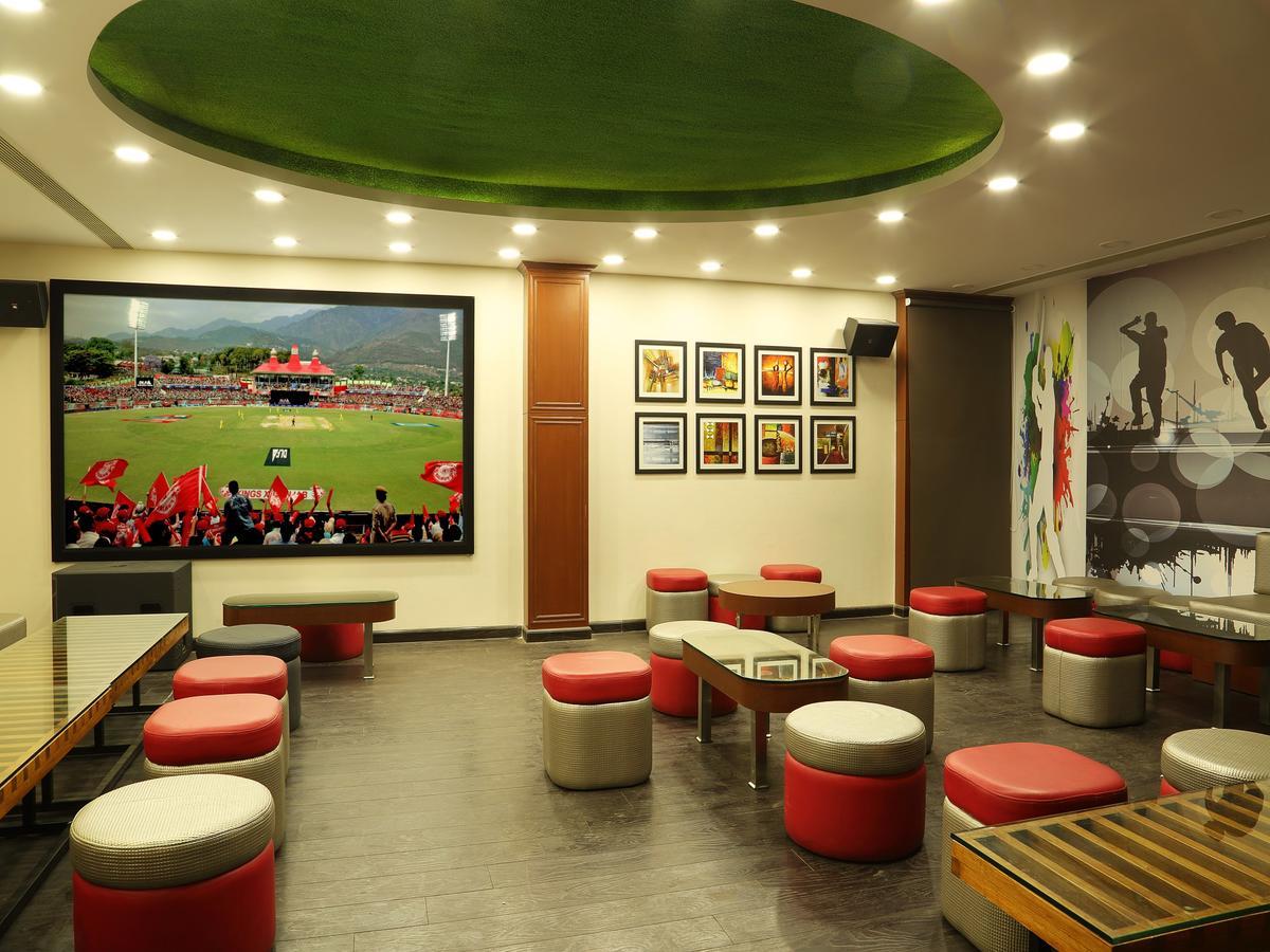 Hotel Mgm Residency Дели Экстерьер фото