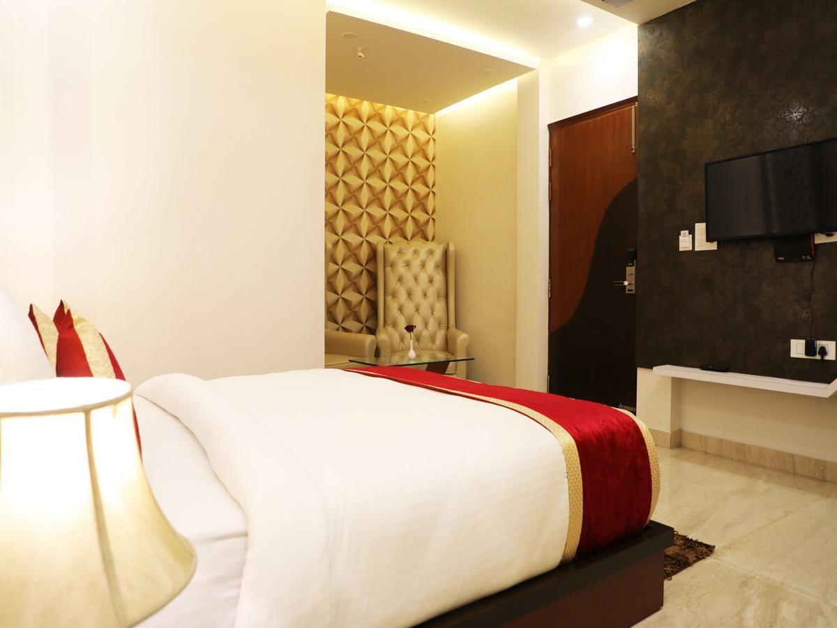 Hotel Mgm Residency Дели Экстерьер фото