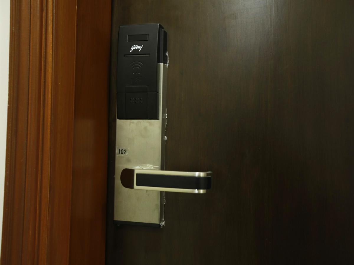 Hotel Mgm Residency Дели Экстерьер фото